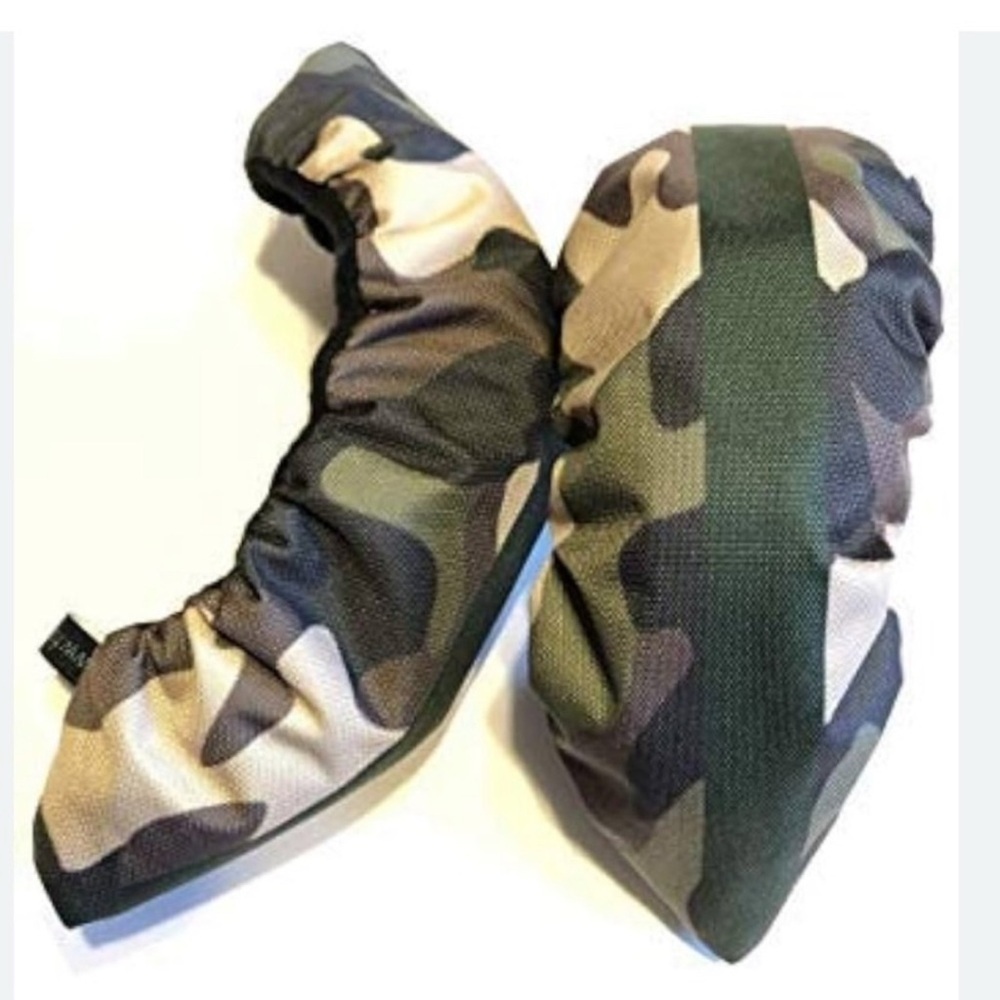 Sidelines‎ Sports Super Soaker Skate Guards